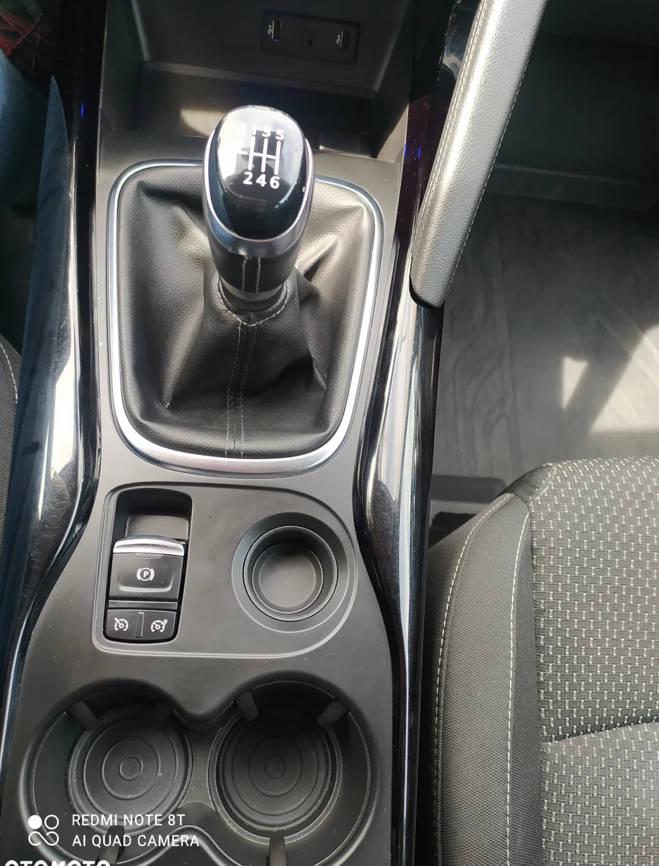Renault Kadjar cena 69500 przebieg: 109000, rok produkcji 2019 z Chojnów małe 172